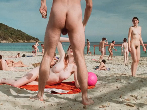 Surprise encounter on a naturist beach